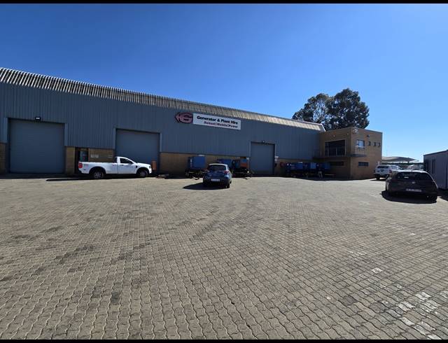 997M² WAREHOUSE TO LET IN JET PARK
